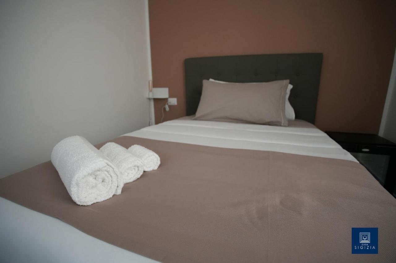 Casa Sigizia Bed & Breakfast Reggio di Calabria Bagian luar foto